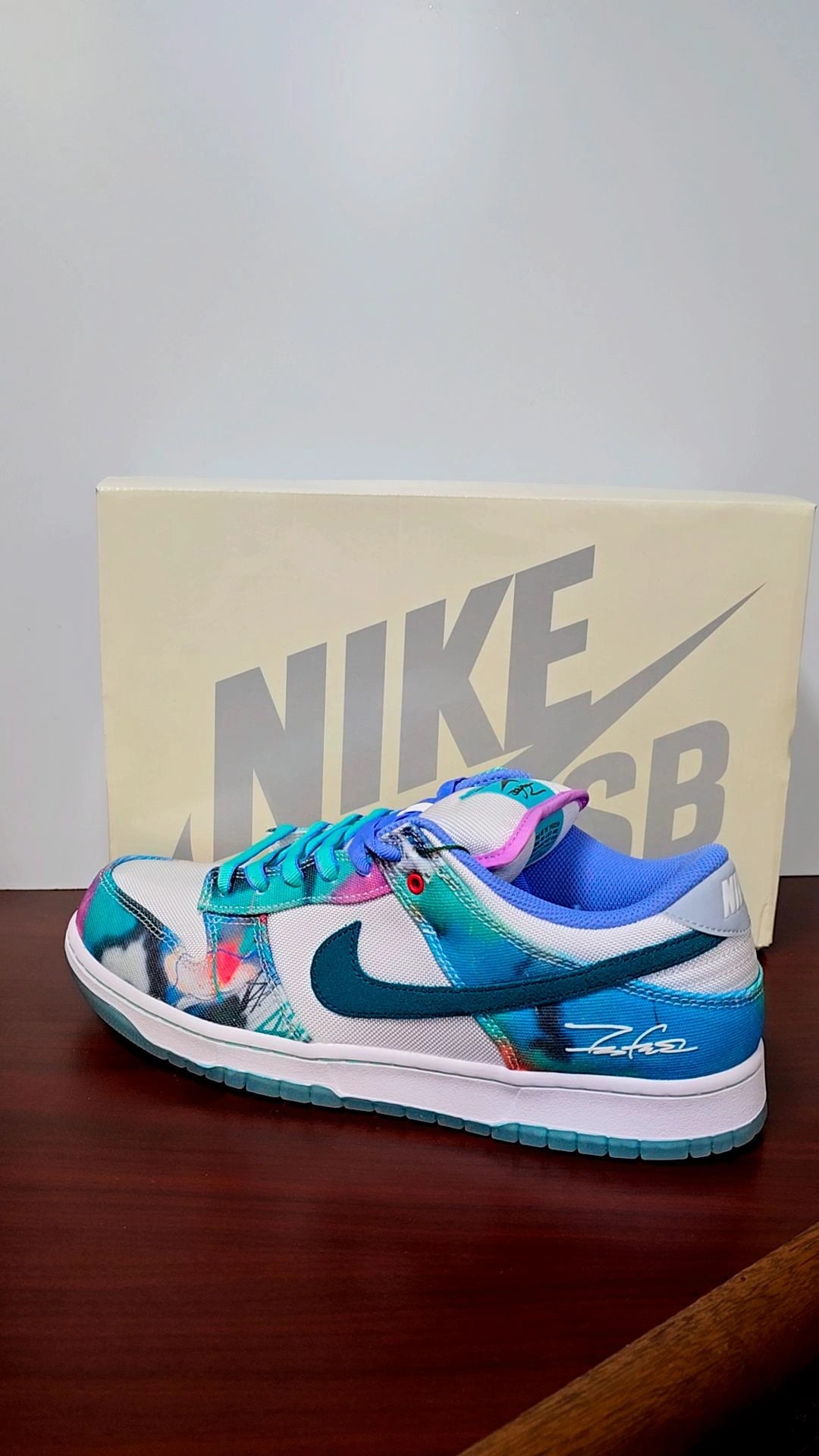 Nike SB Futura
