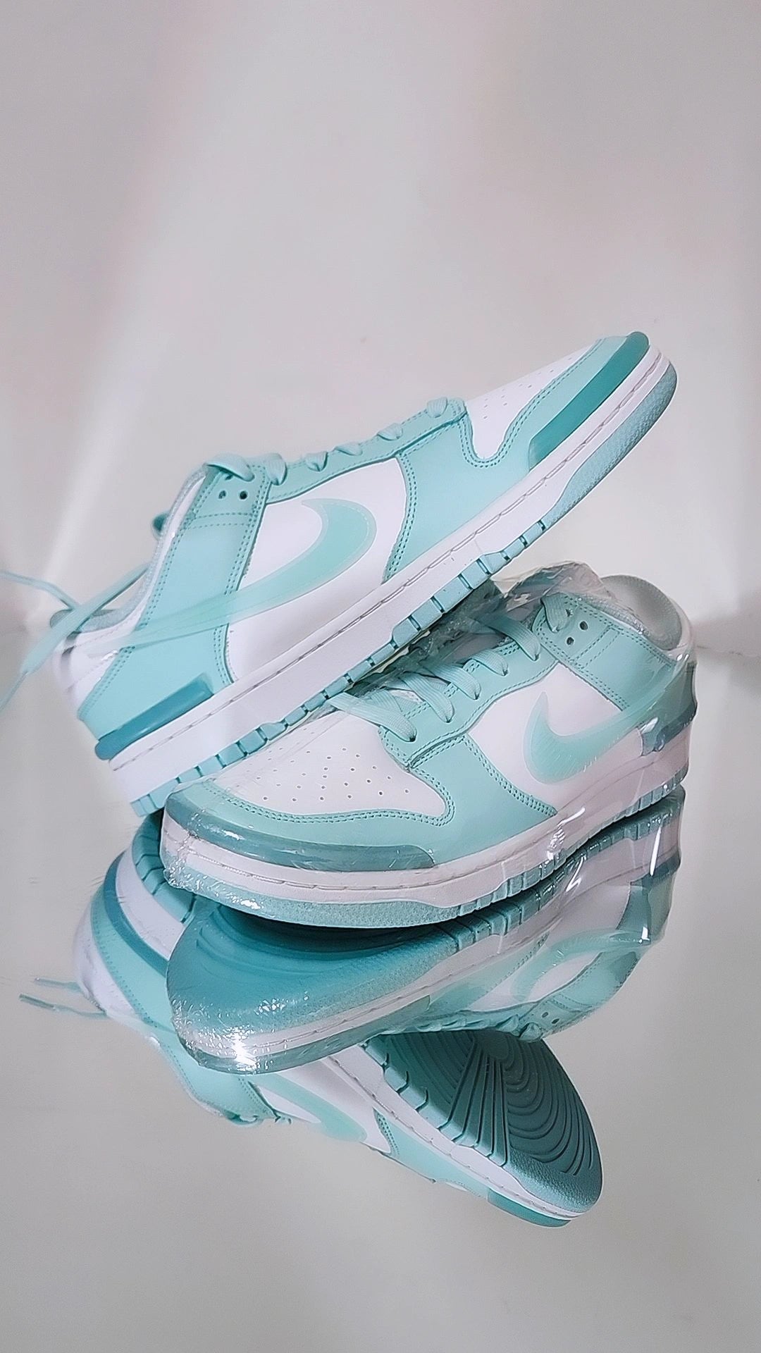 Dunk low Twist Jade Ice