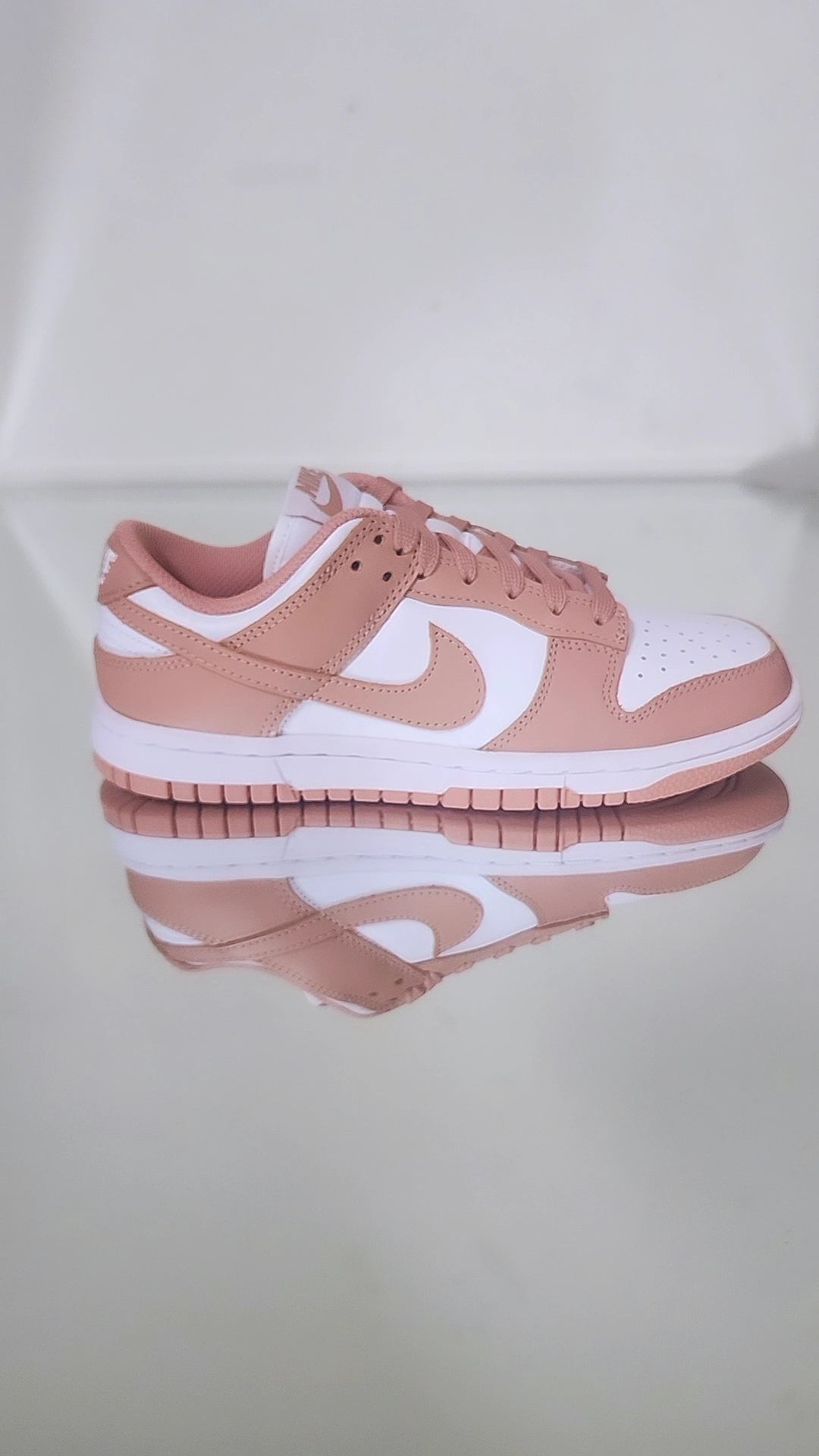 Dunk Low Rose Whisper