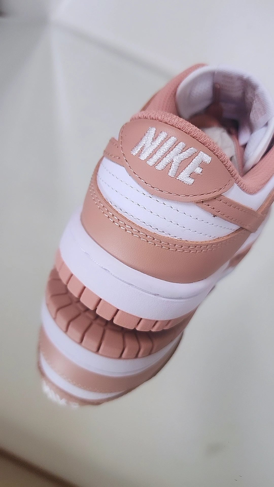 Dunk Low Rose Whisper