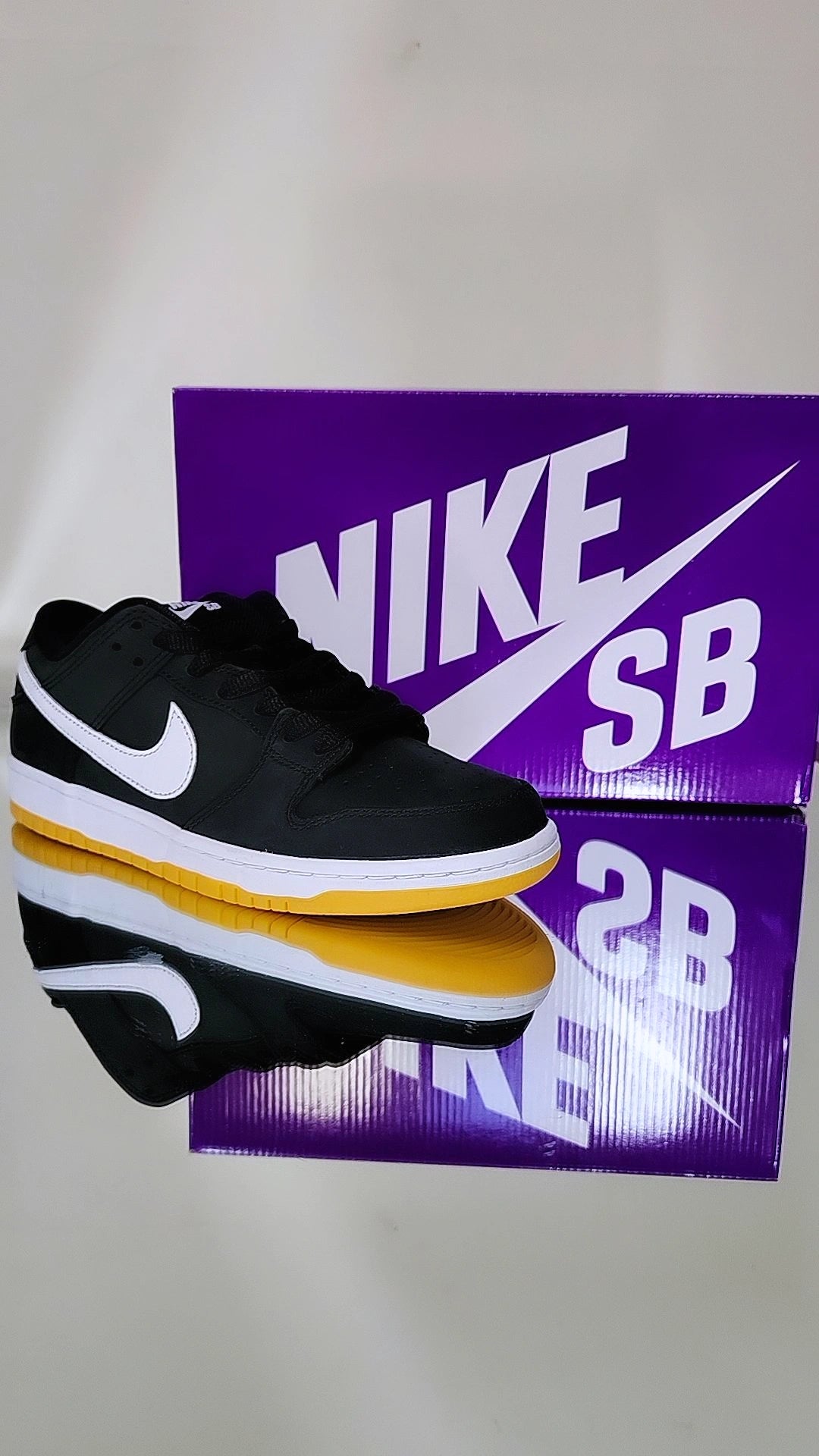 Nike SB Low Black Gum