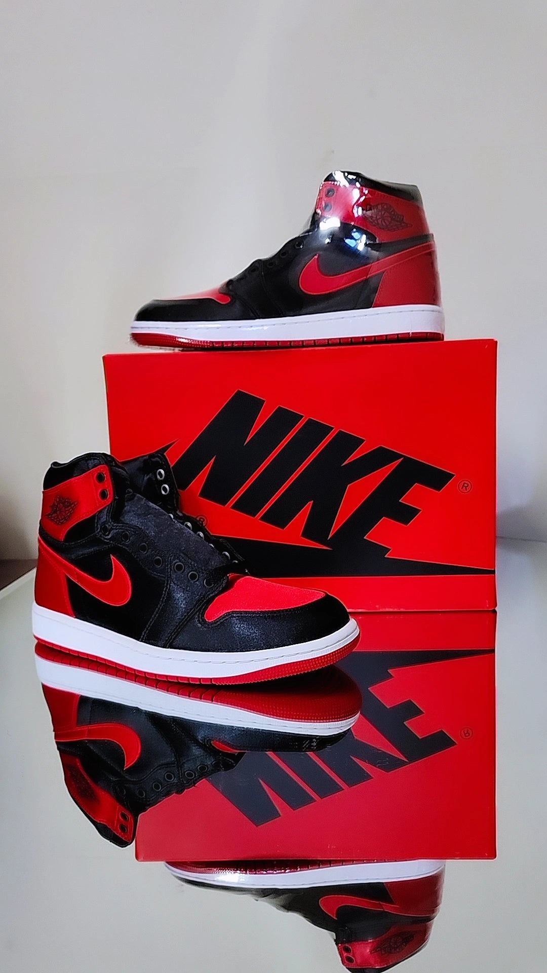 Jordan 1 Satin Bred