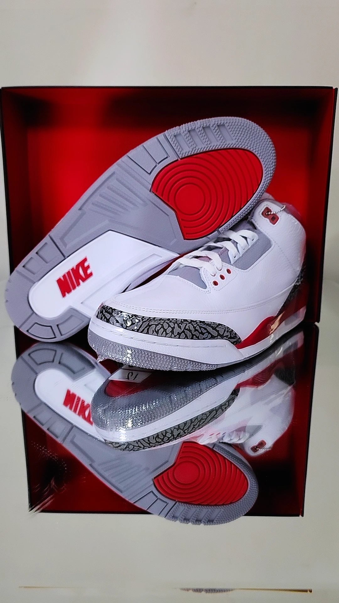 Jordan 3 Red Fire