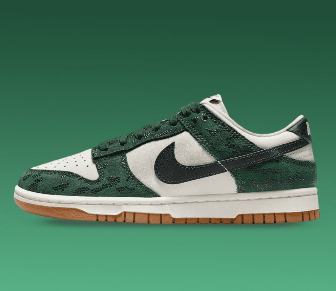 Dunk Low Green Snake