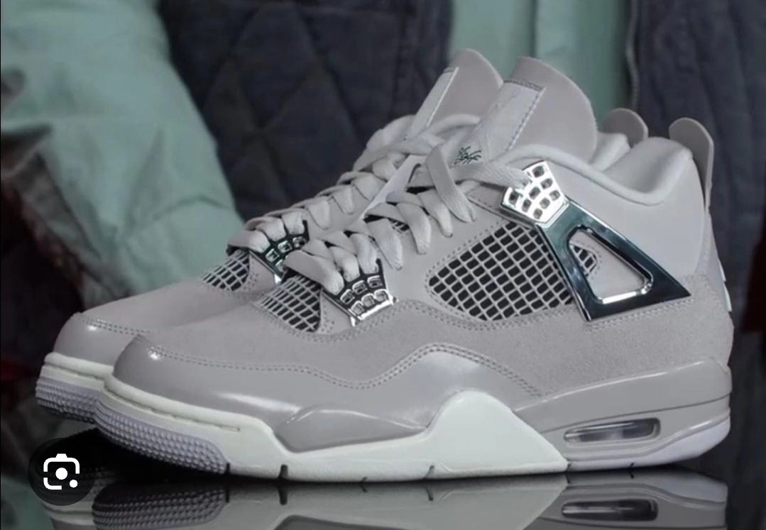 Jordan 4 Frozen Moments